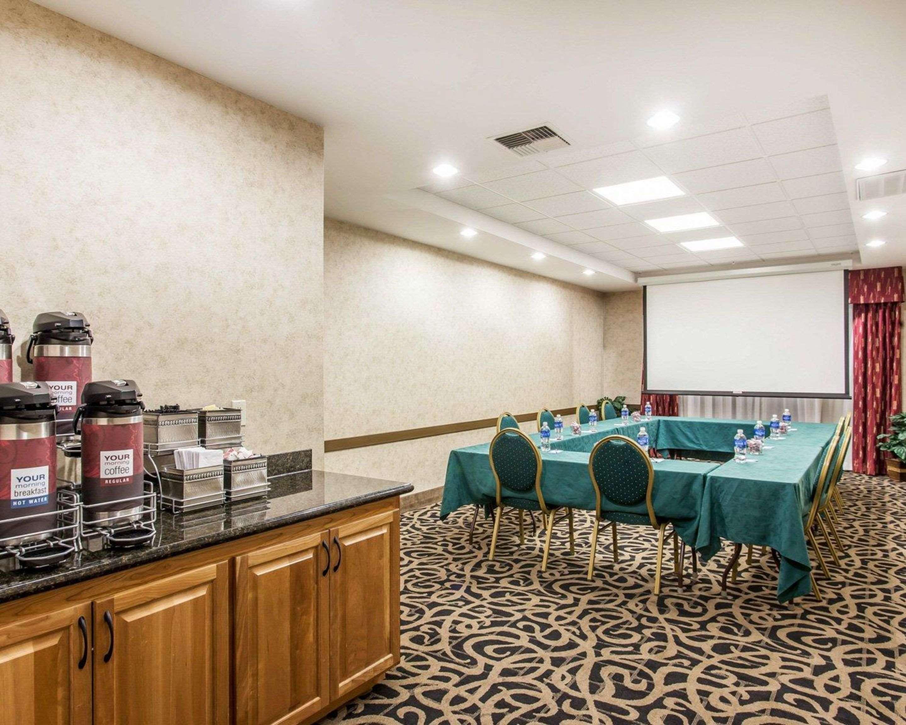 Comfort Gateway Hotel 3*