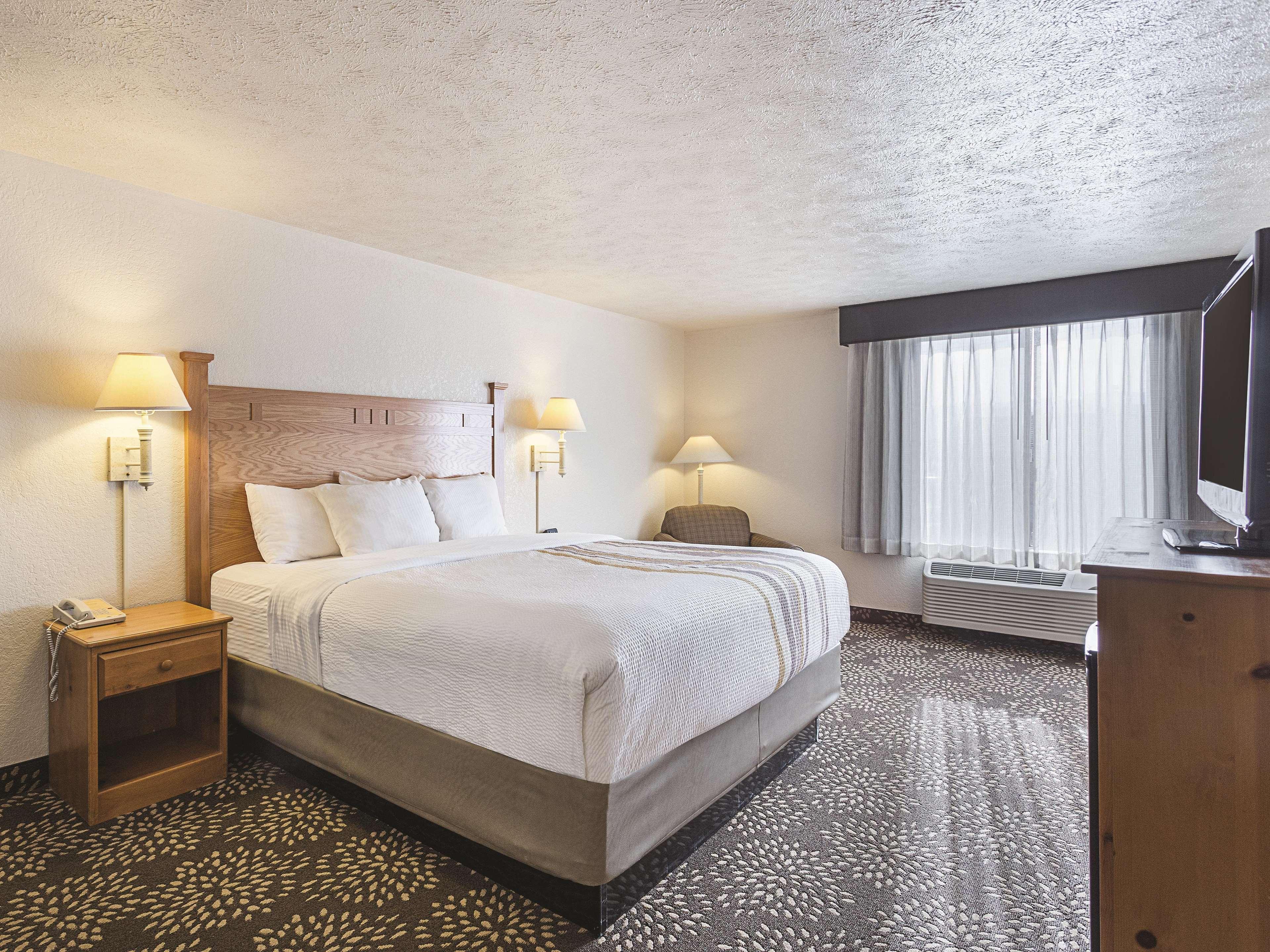 Wenatchee Inn 3*