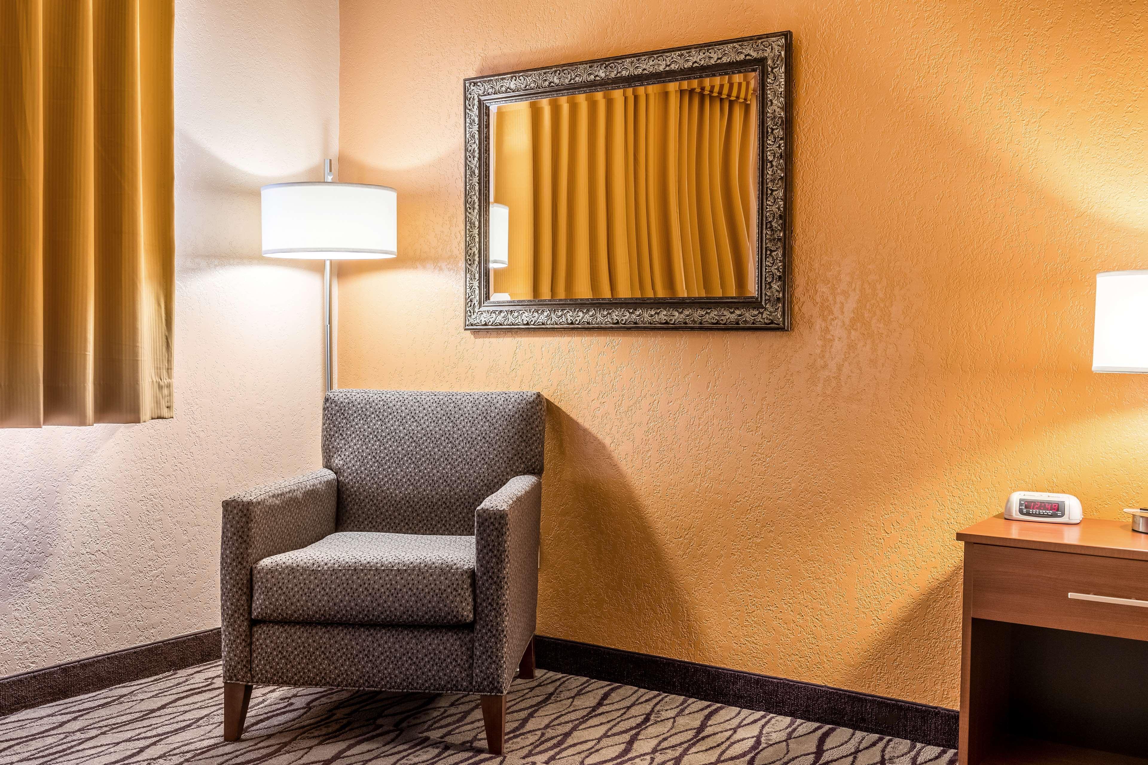 Hotel Surestay By Western 3*