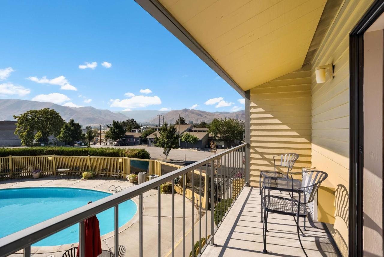 Hotel Surestay By Western Wenatchee