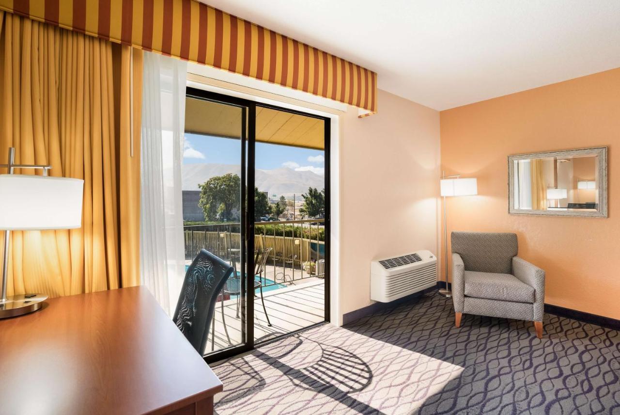Hotel Surestay By Western 3*