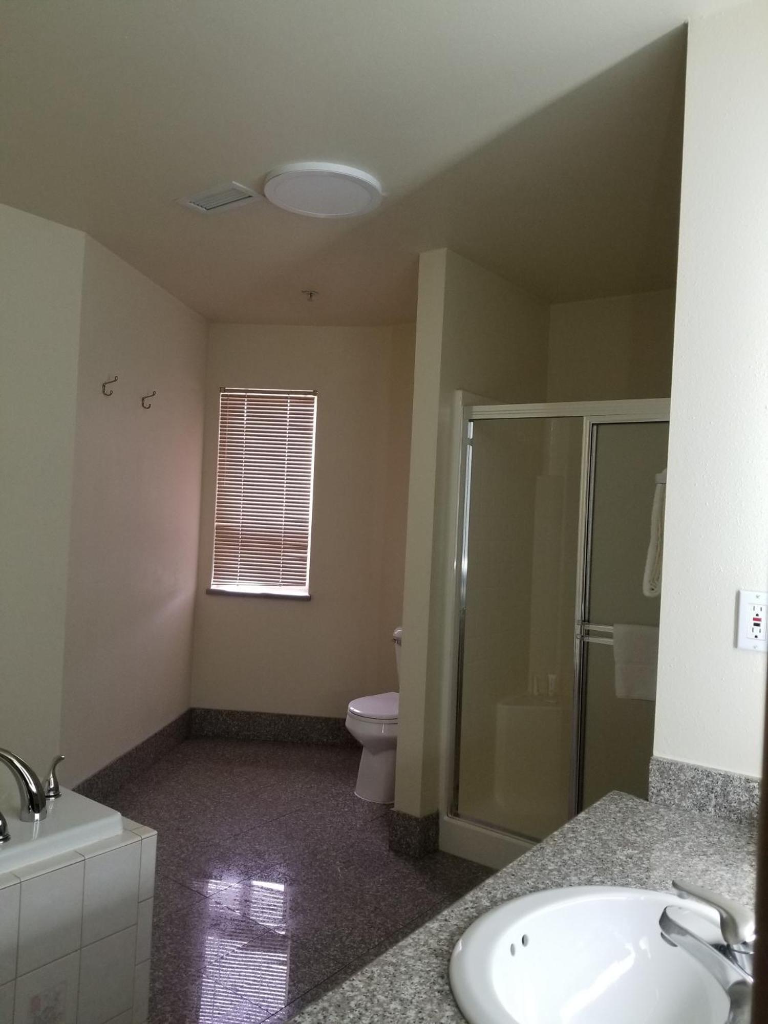 Hotel Cedars Wenatchee