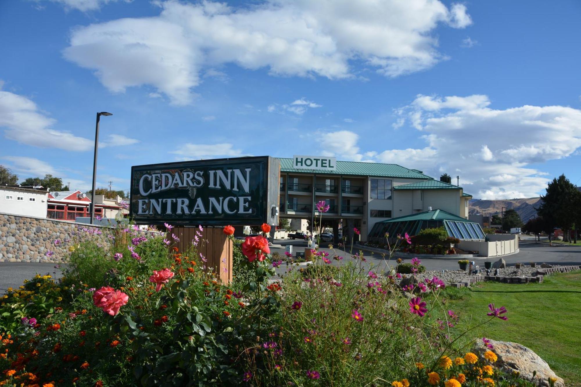 Hotel Cedars Wenatchee