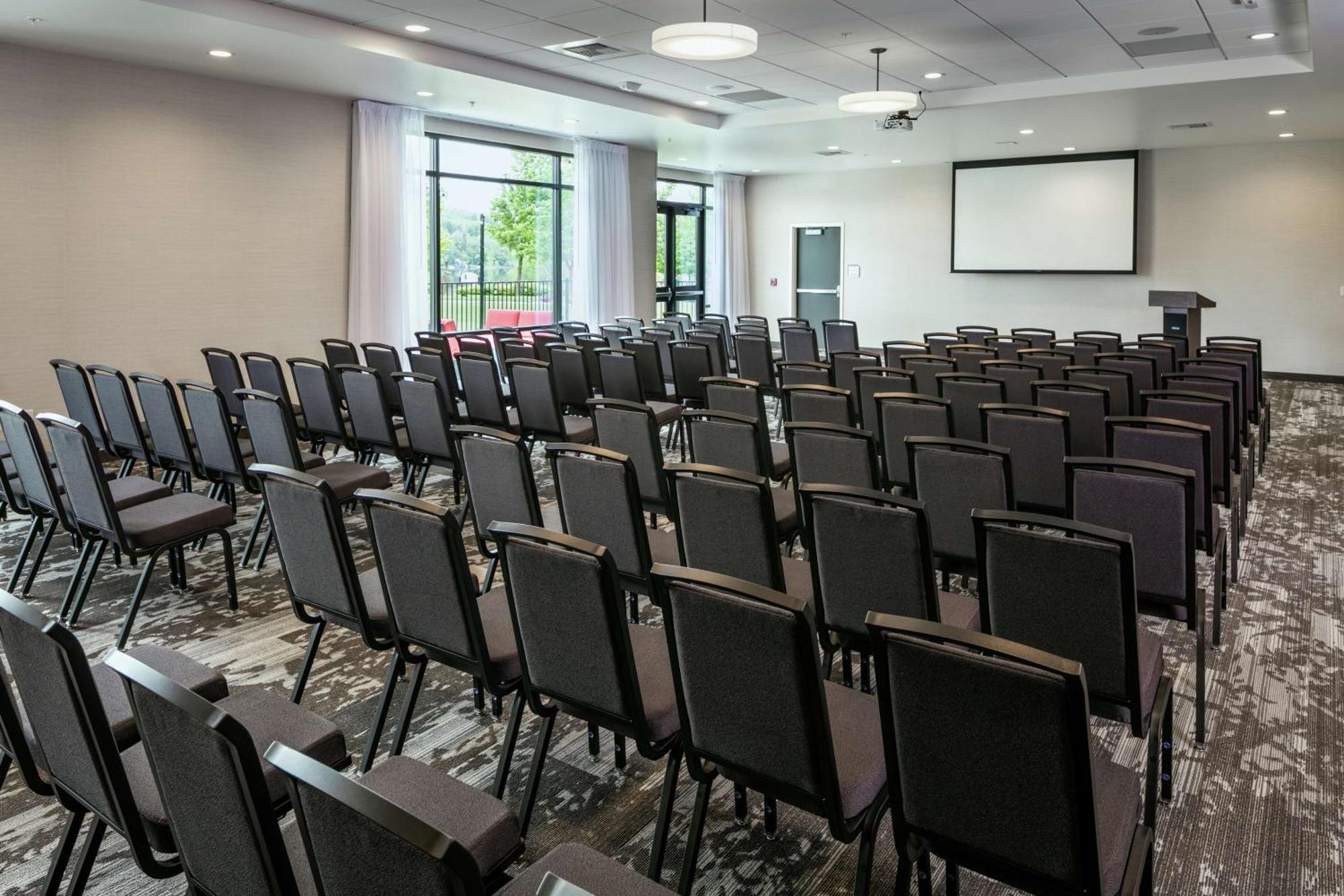 Hilton Garden Wenatchee, Wa Hotel 3*