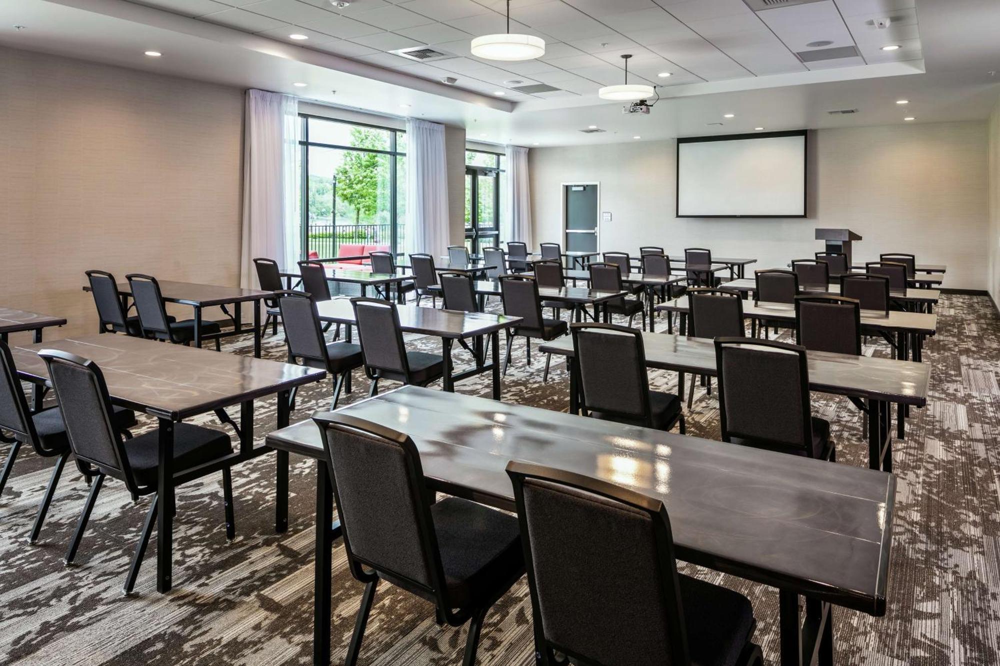 Hotel Hilton Garden Wenatchee, Wa 3*