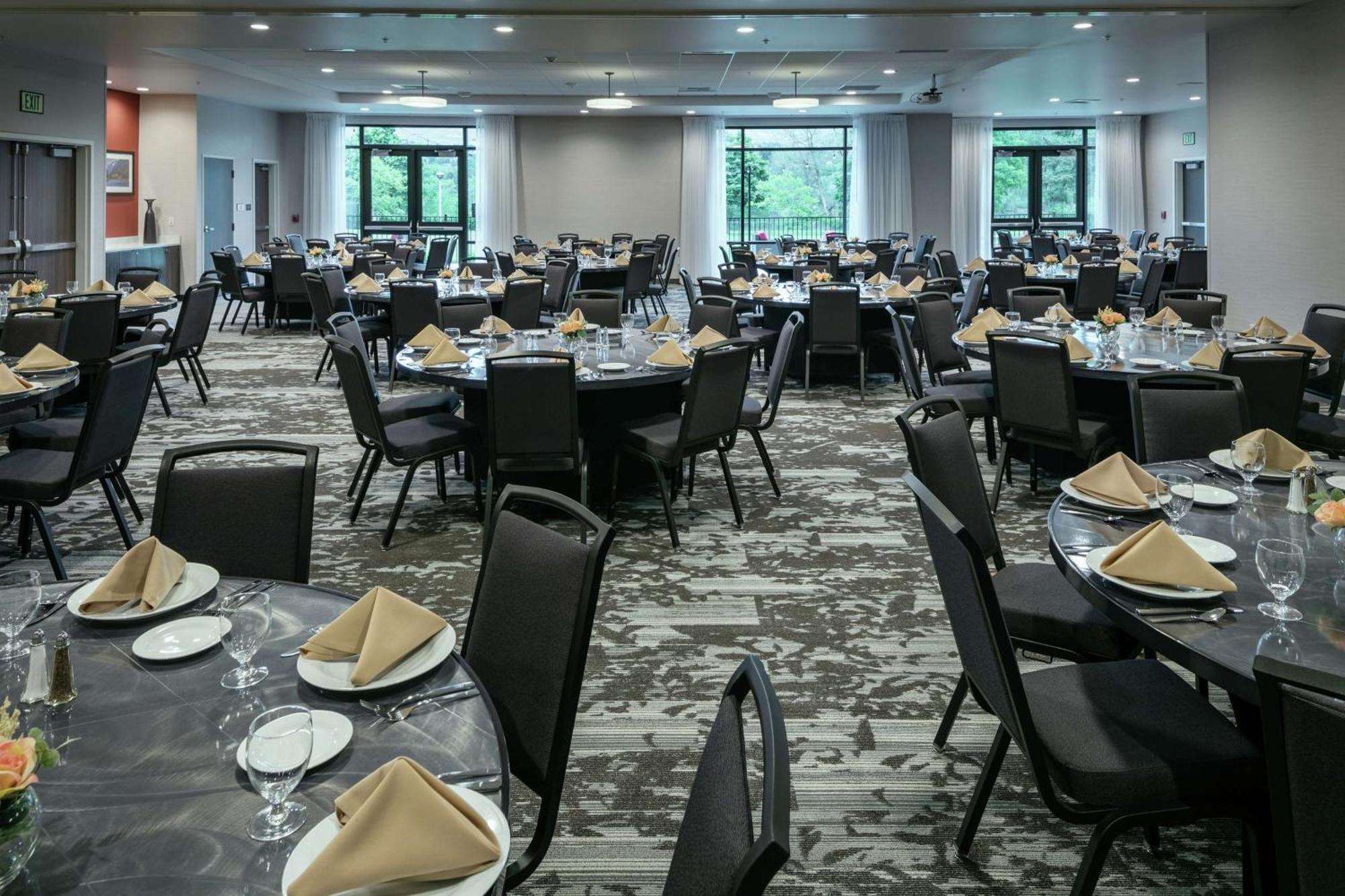 Hilton Garden Wenatchee, Wa Hotel