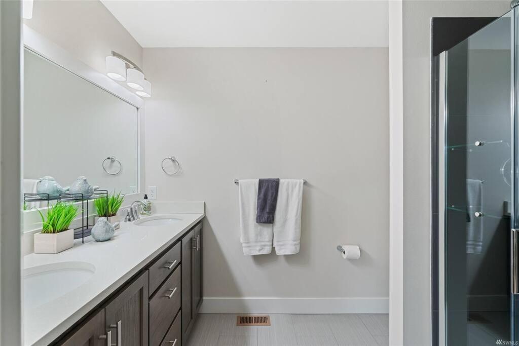 New Town House - Heart Of
