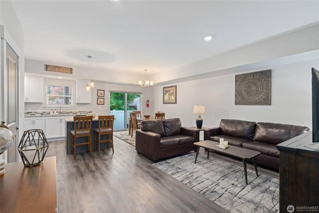 New Town House - Heart Of Apartment Wenatchee