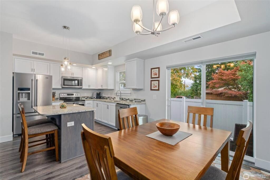 New Town House - Heart Of *