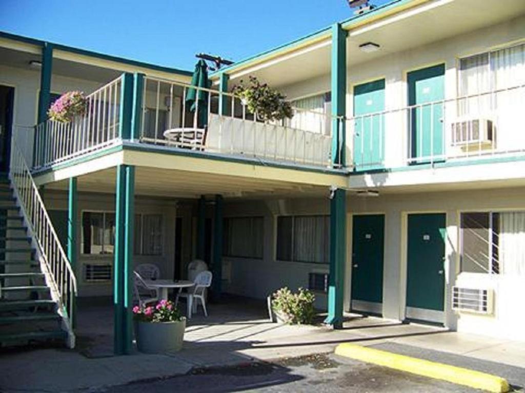 Holiday Lodge Wenatchee