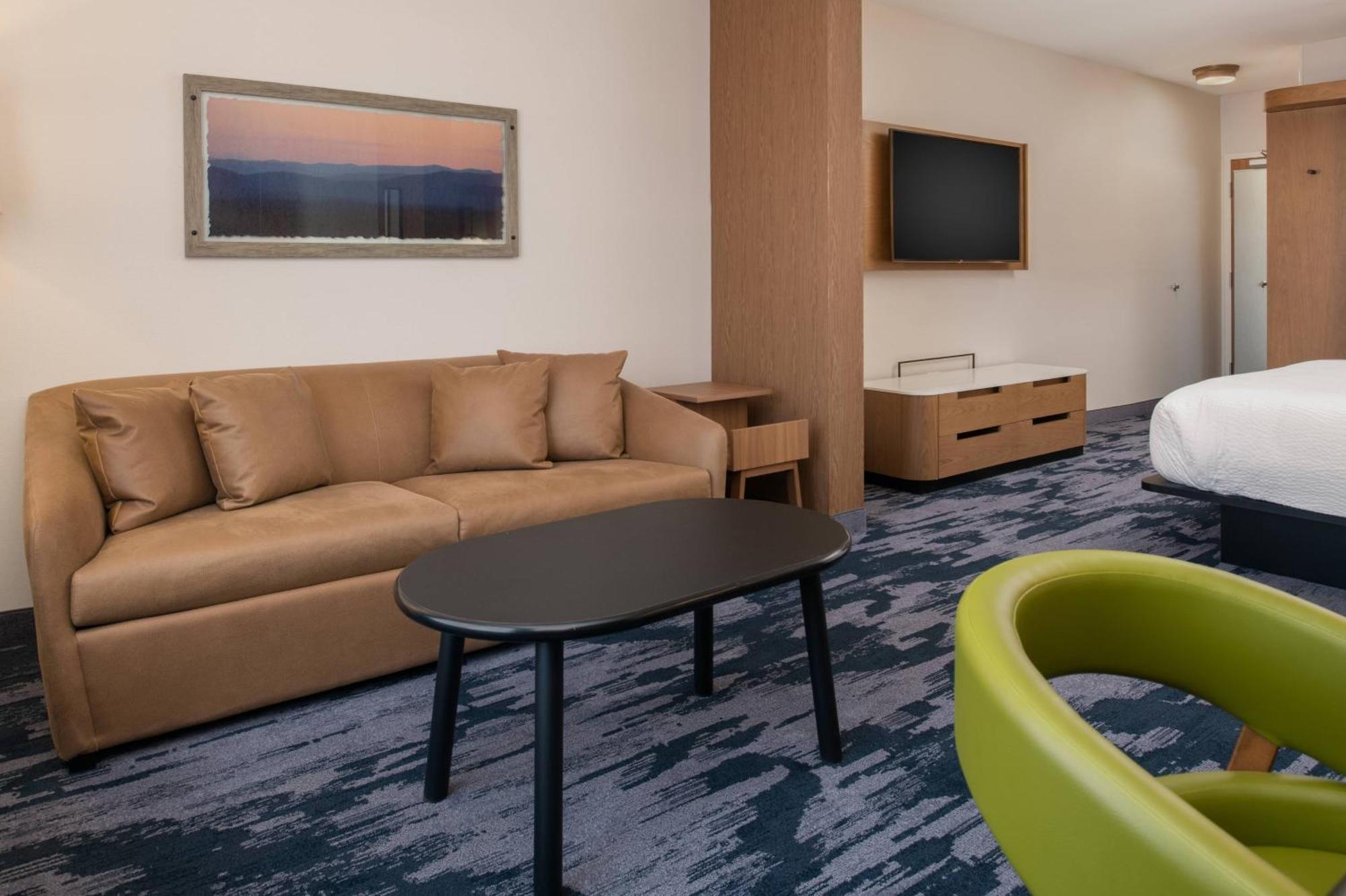 Hotel Fairfield & By Marriott