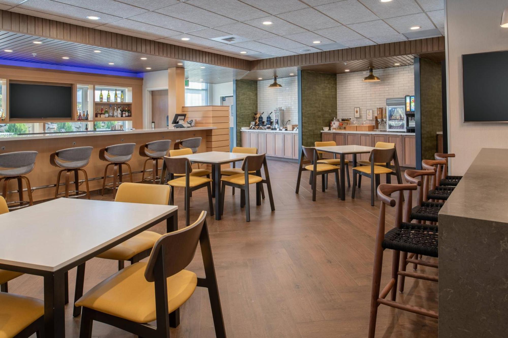 Fairfield & By Marriott Wenatchee