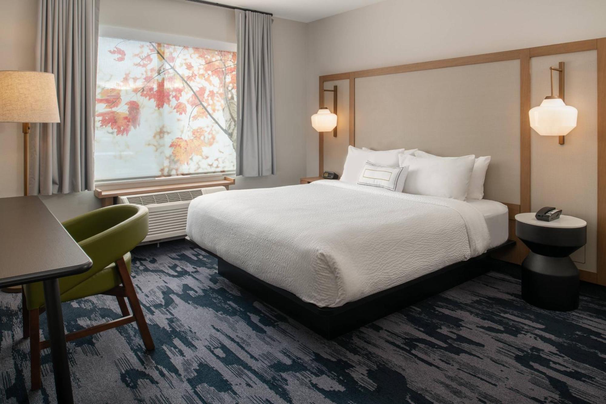 Fairfield & By Marriott