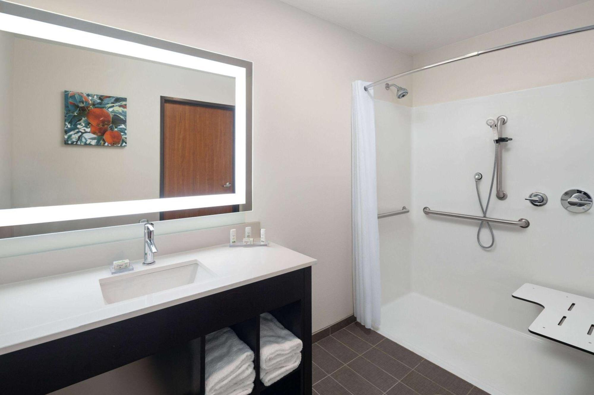 La Quinta & By Wyndham Wenatchee