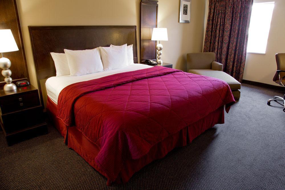 Cedars Hotel 3*