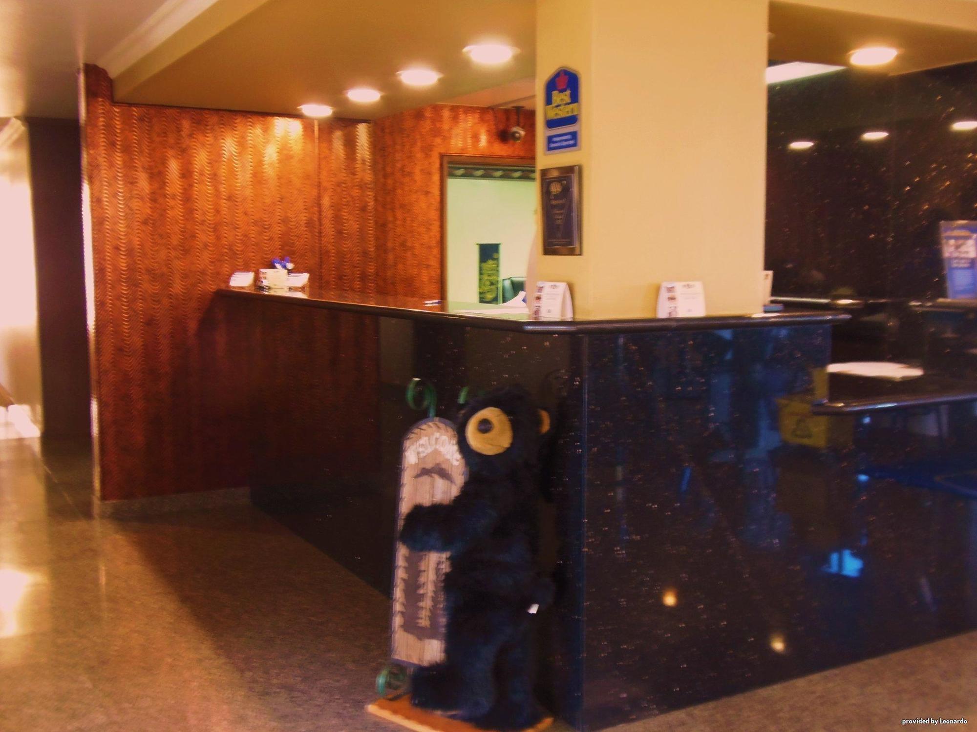Western Chieftain Hotel