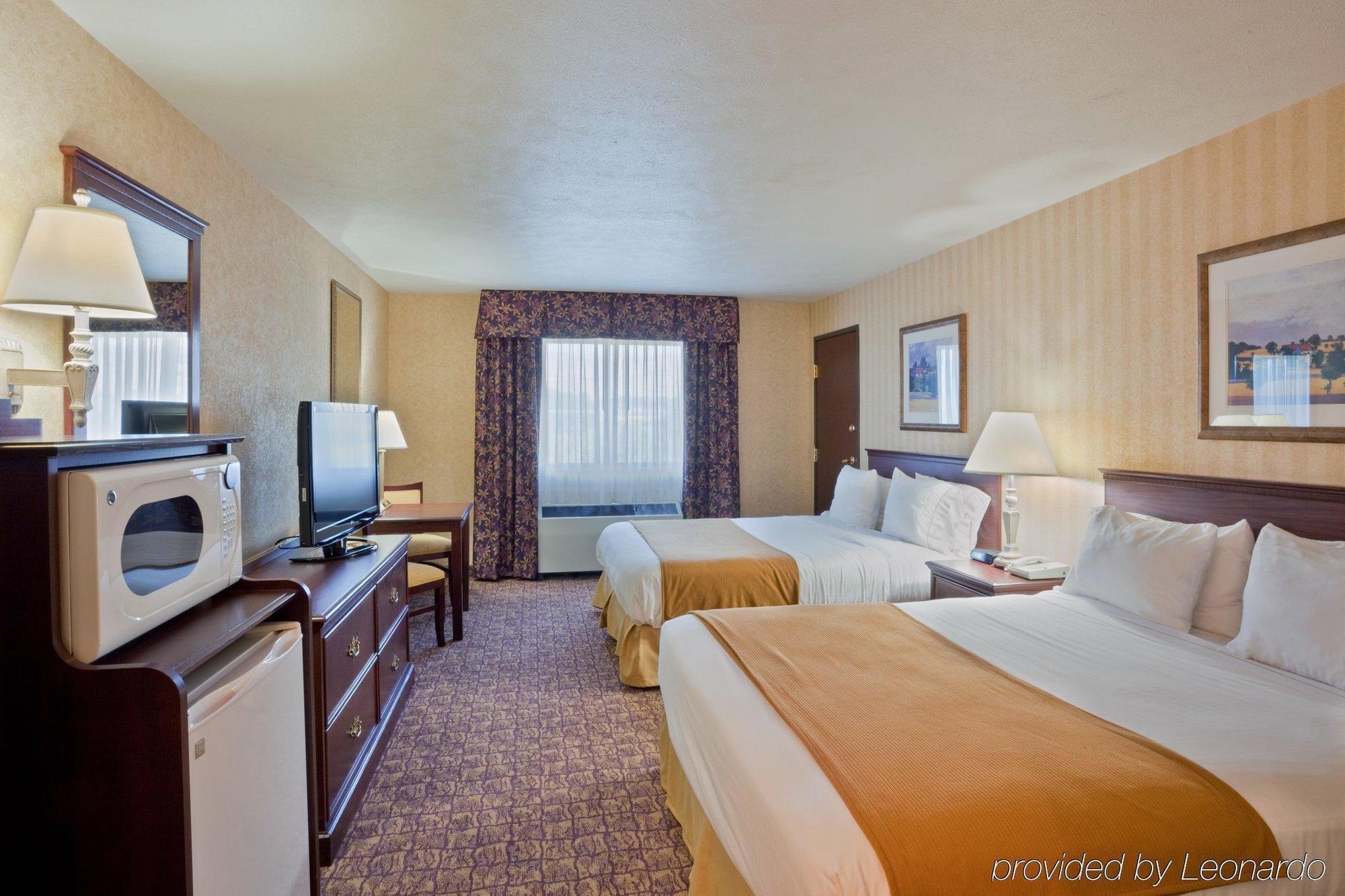 Express By Ihg Hotel