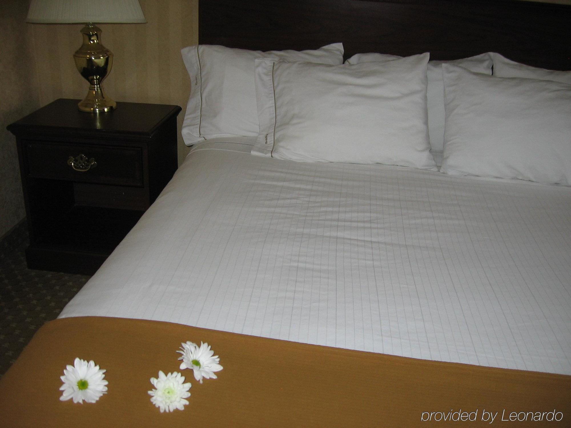 Express By Ihg 2*