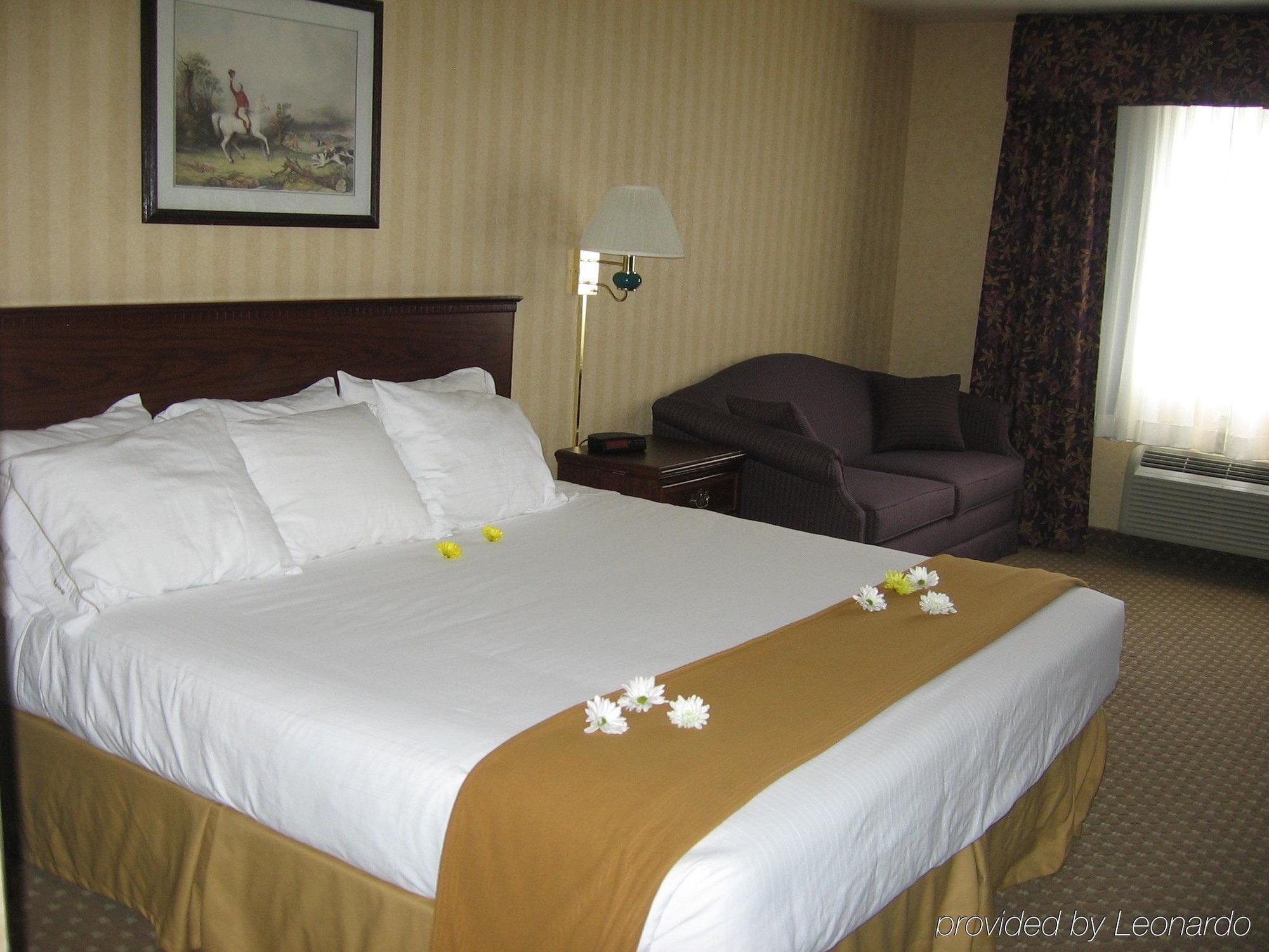 Express By Ihg Hotel