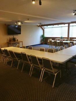 Hotel Cedars 3*