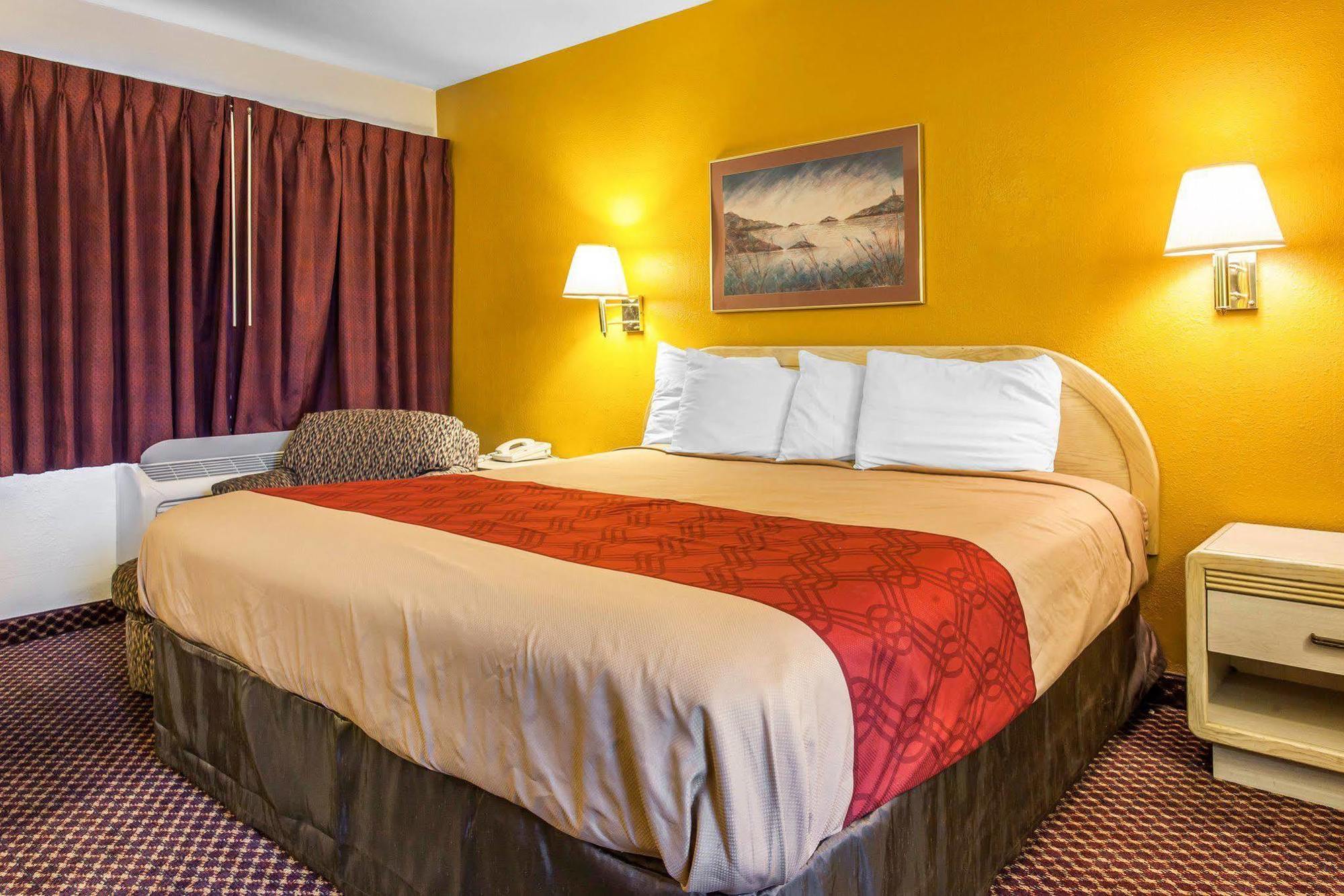 Rodeway Hotel
