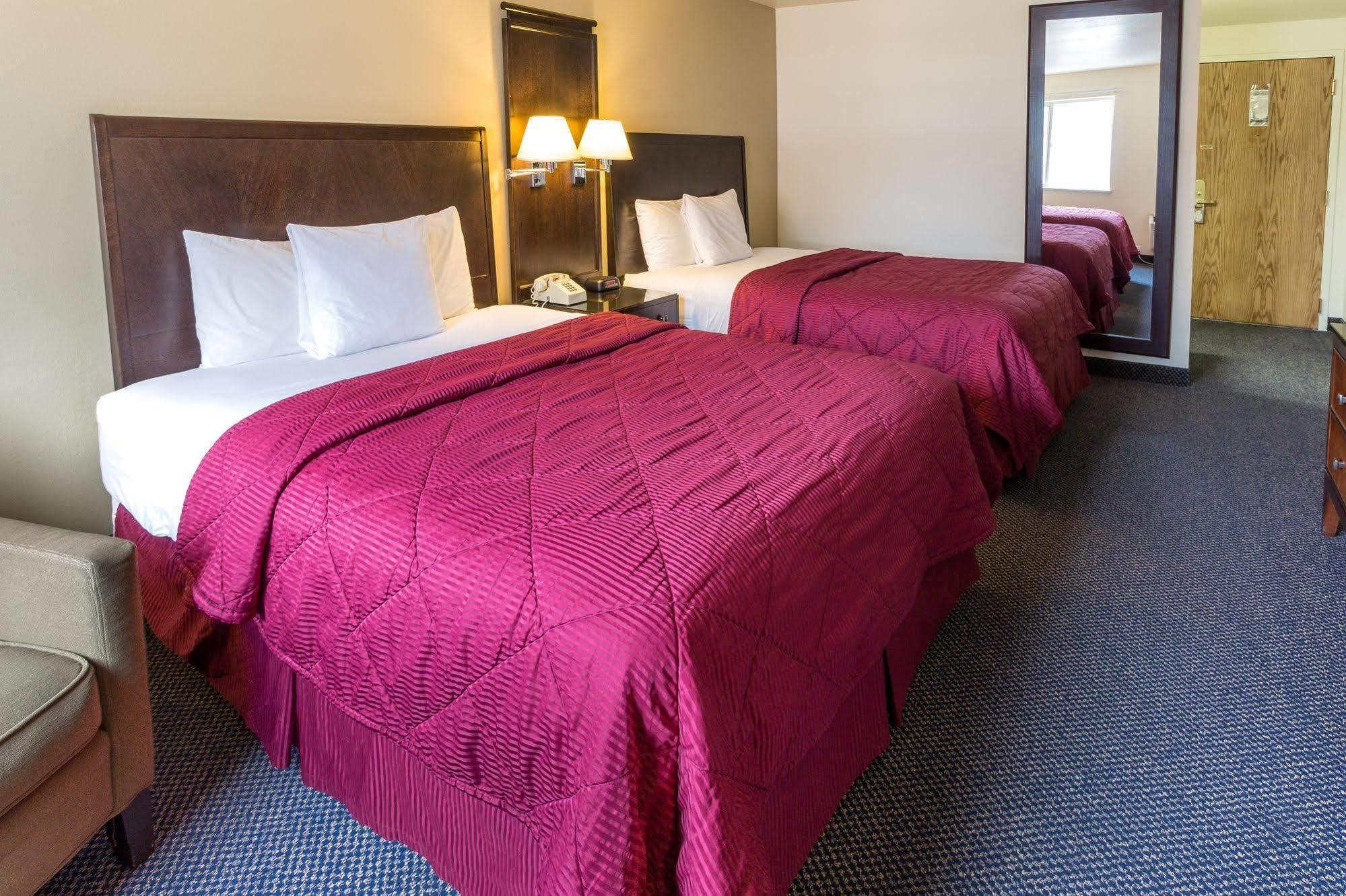 Hotel Cedars 3*