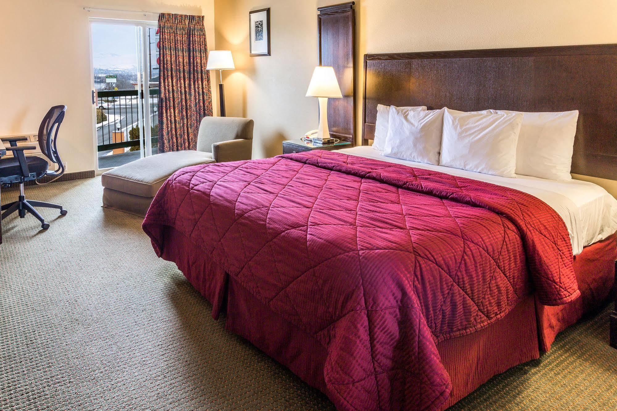 Hotel Cedars
