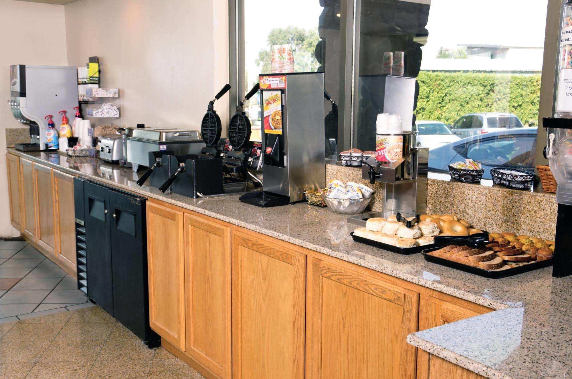 Hotel Cedars Wenatchee
