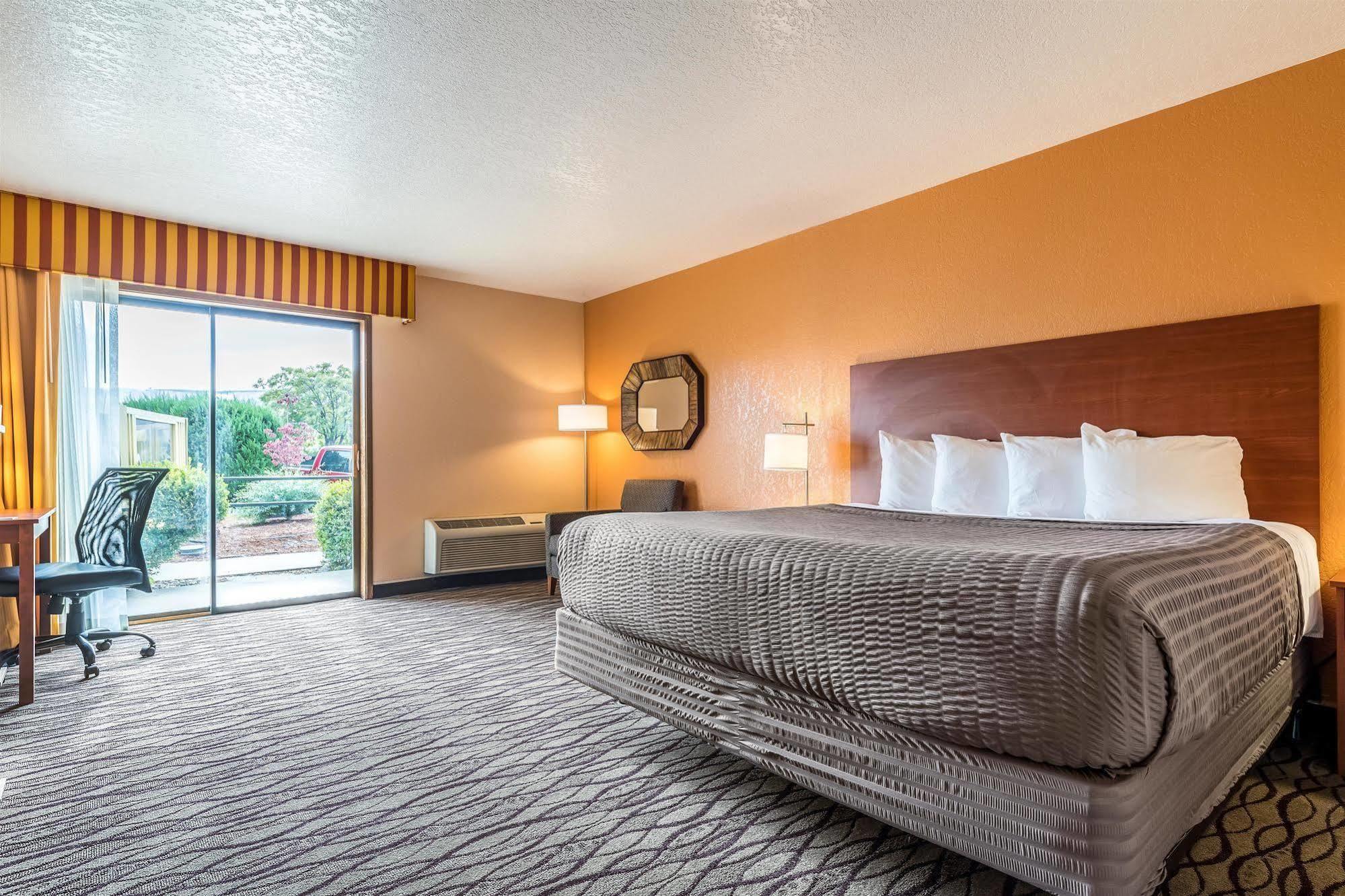 Surestay By Western Hotel
