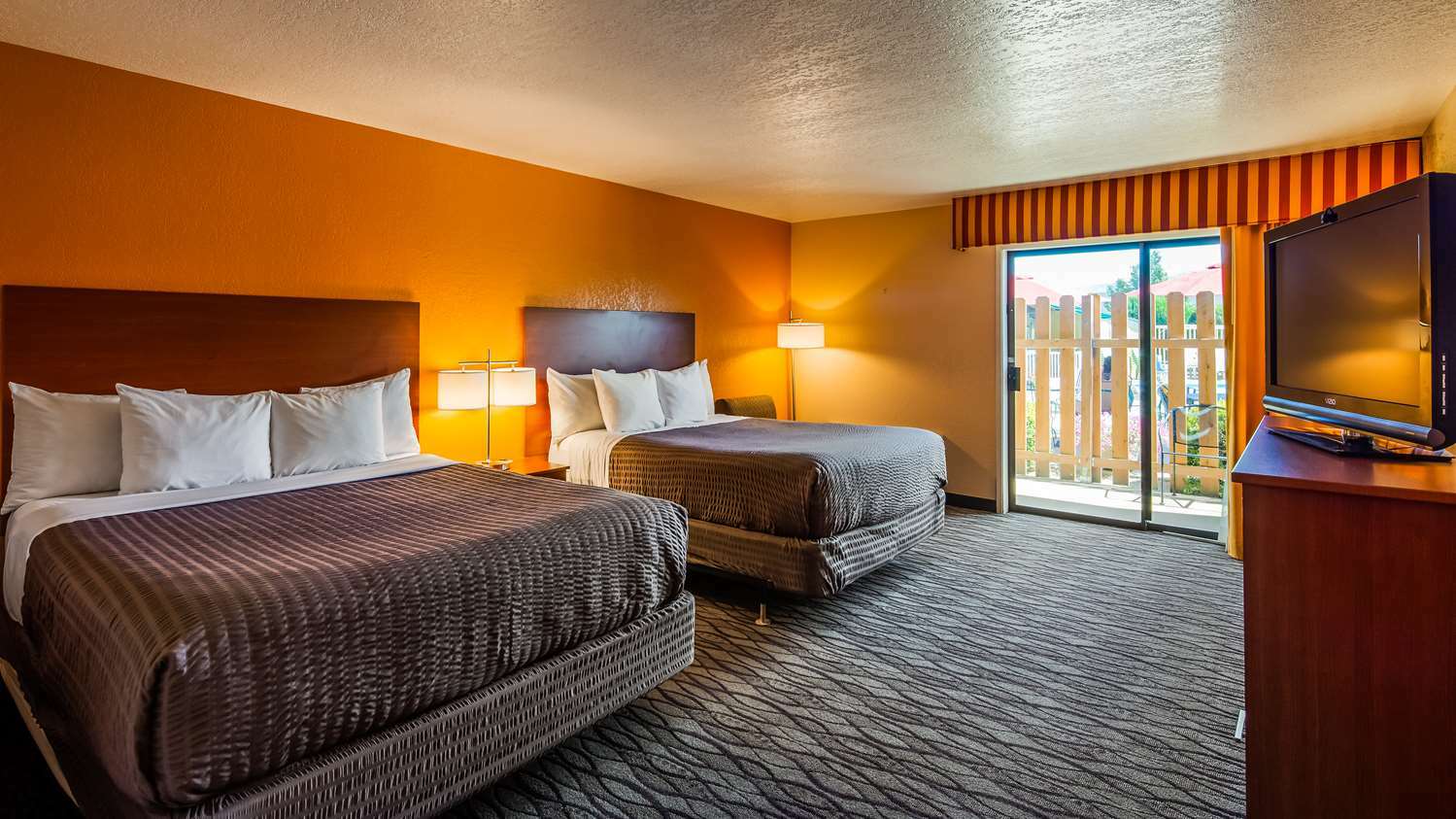 Surestay By Western Hotel