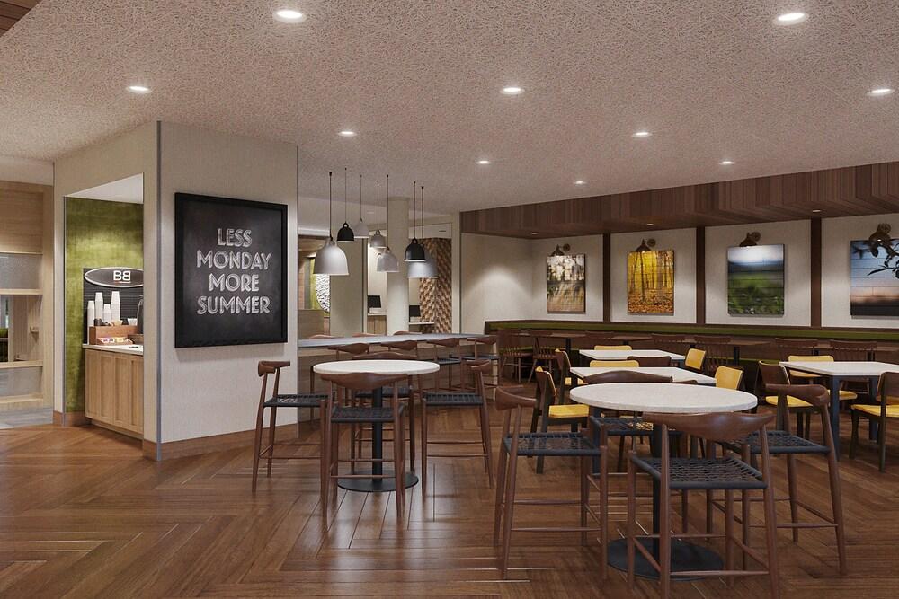Hotel Fairfield & By Marriott