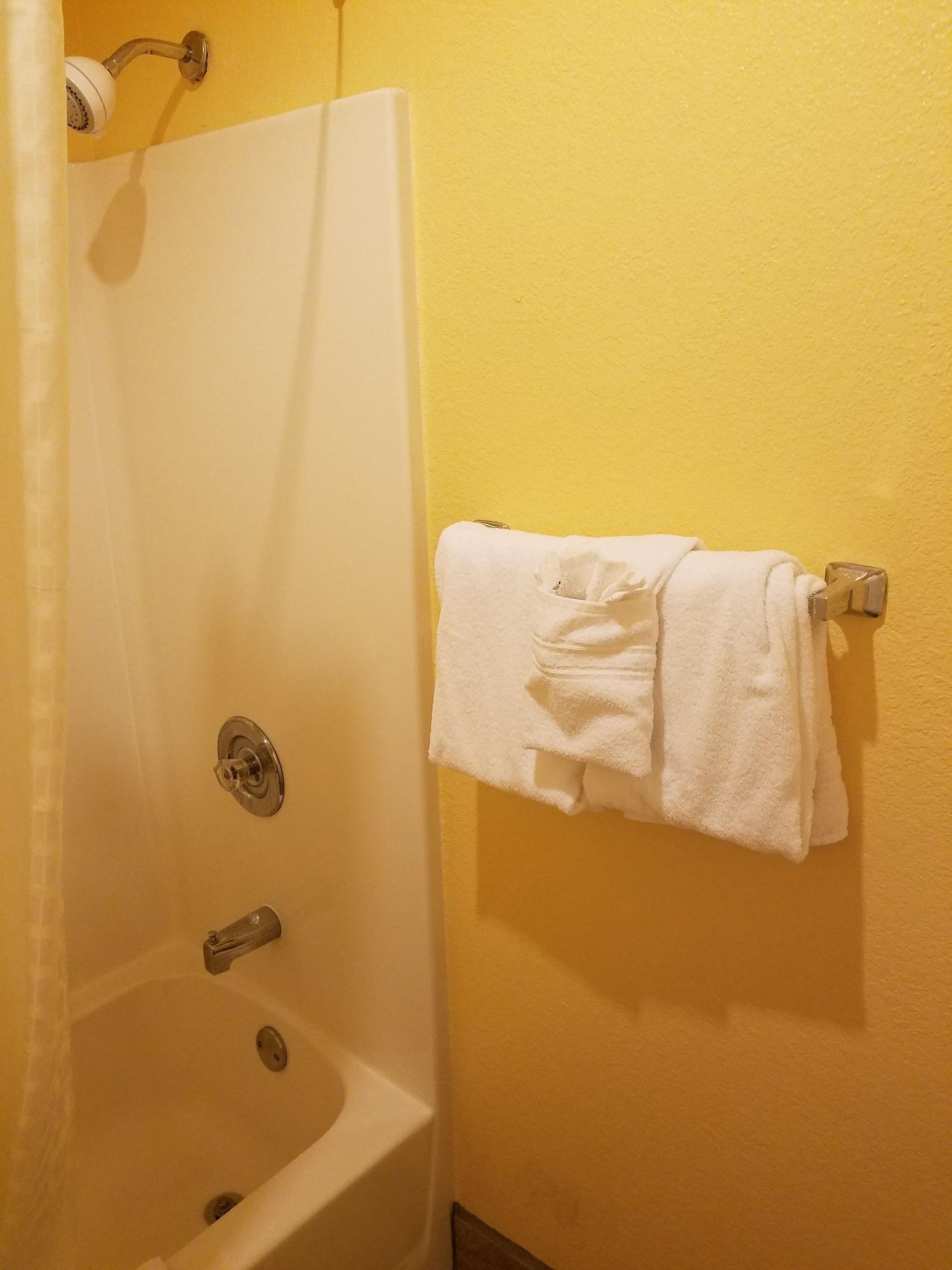Travelodge By Wyndham Wenatchee