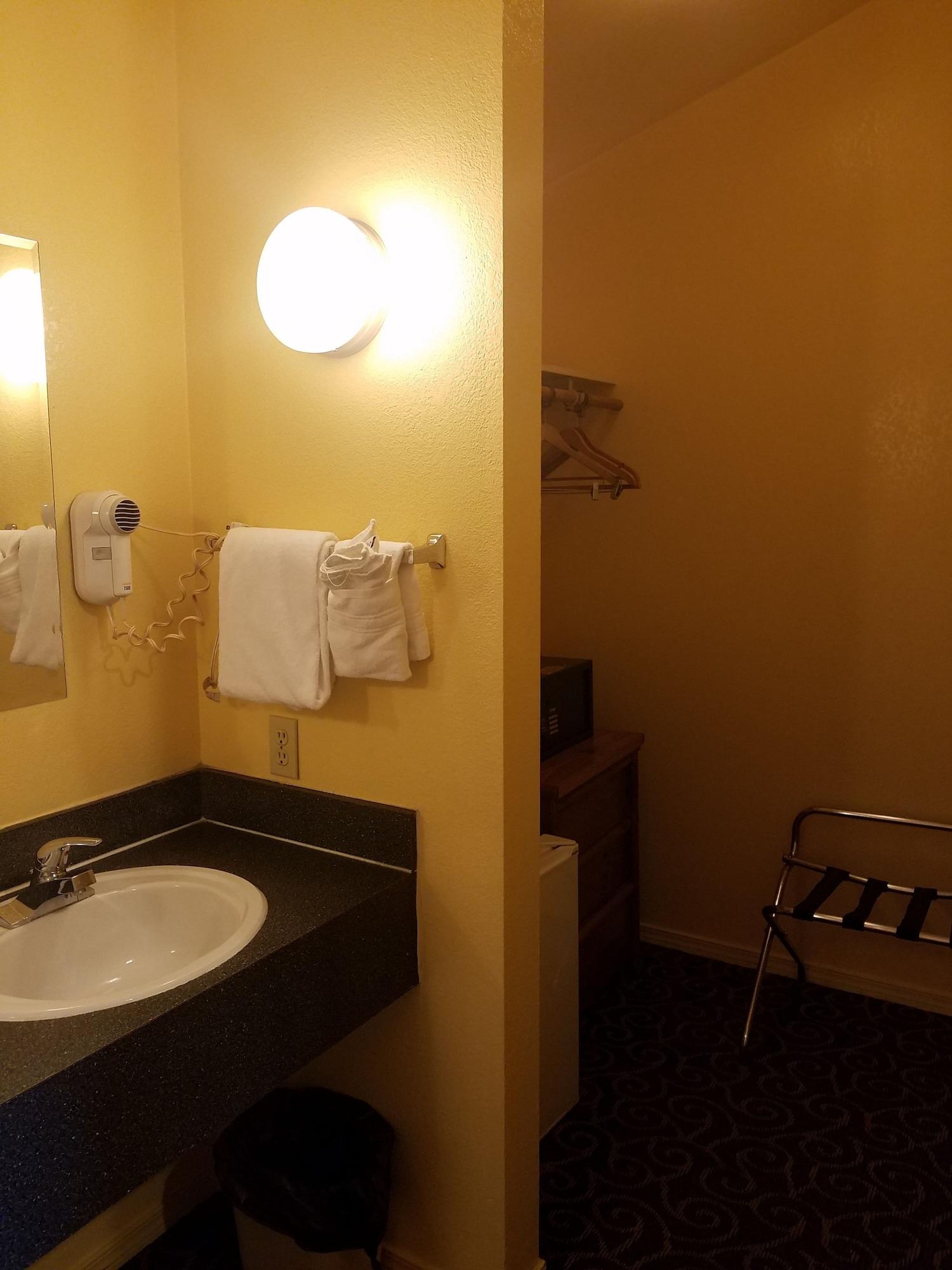 Travelodge By Wyndham Motel Wenatchee