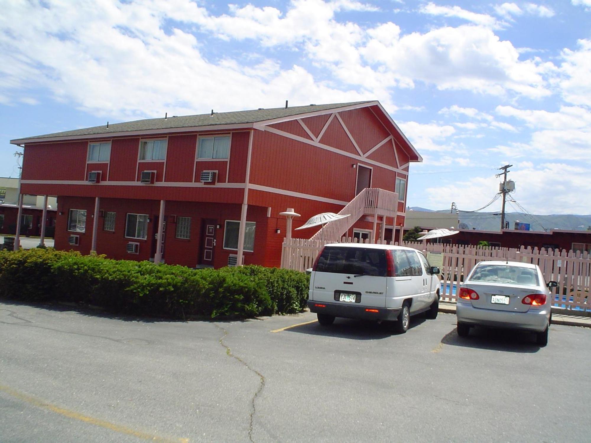 Avenue Motel Wenatchee Motel