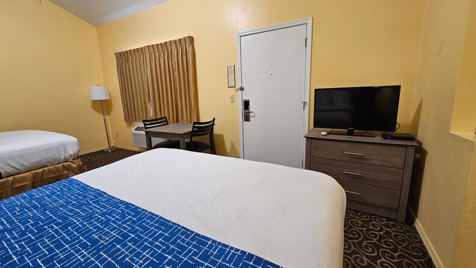 Travelodge By Wyndham Motel