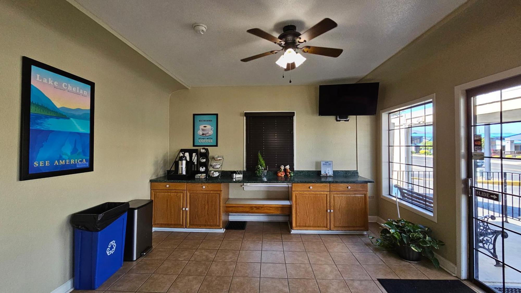Motel Travelodge By Wyndham 2*